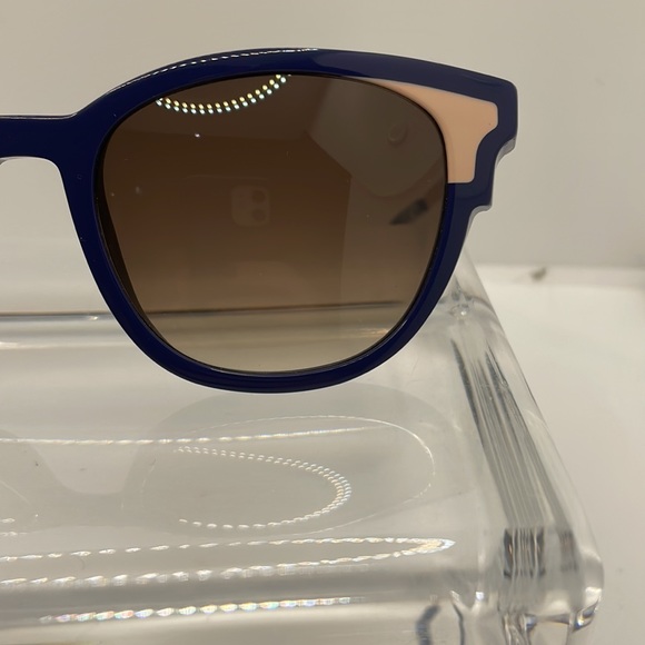 NWT FACE A FACE VINTAGE SUNGLASS - Picture 4 of 8